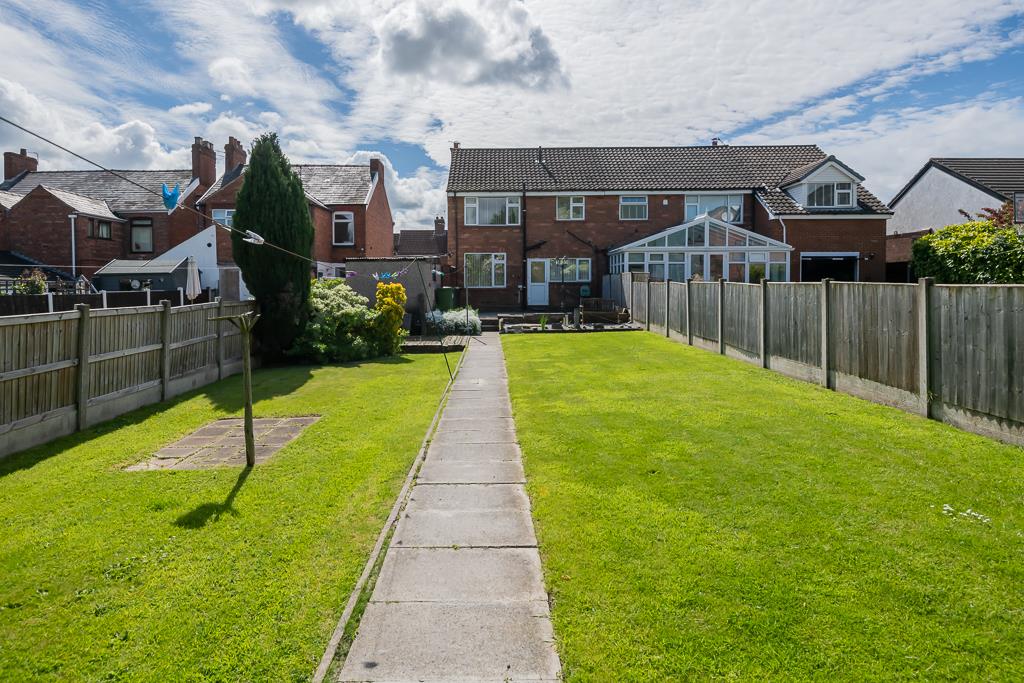 Gladstone Street, Winsford CW Estate Agents